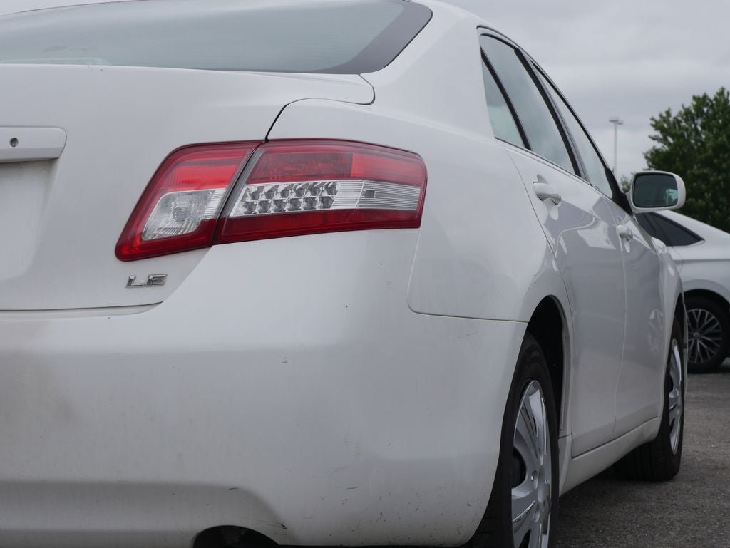 Used 2010 Toyota Camry FWD image 10