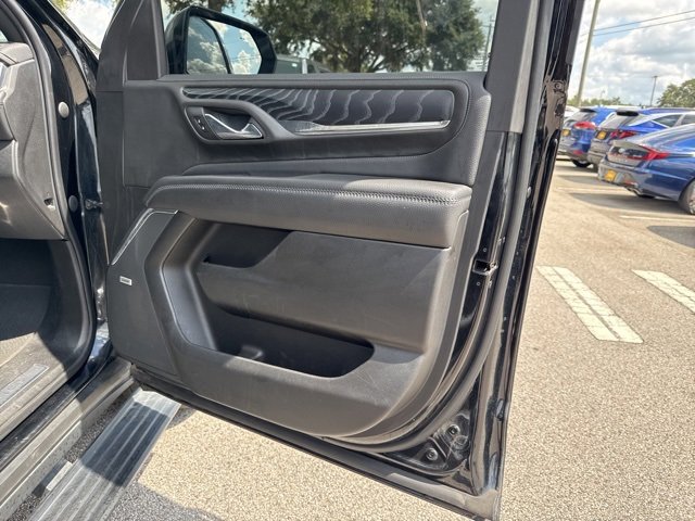 Used 2023 GMC Yukon XL Denali image 13