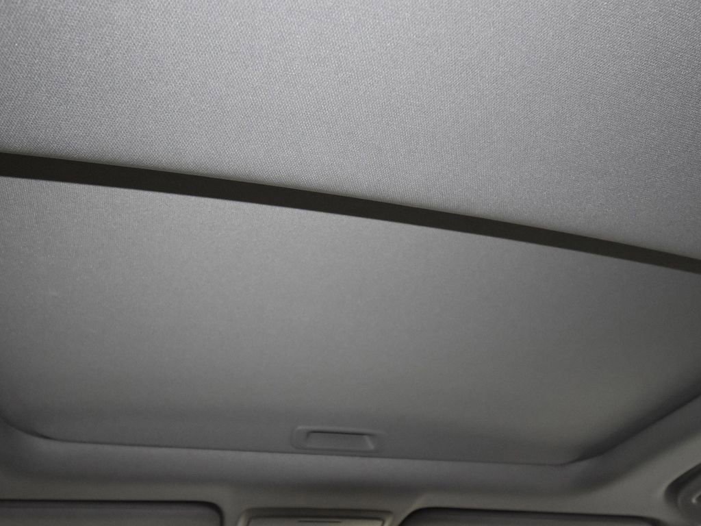 Used 2020 Honda CR-V EX image 33