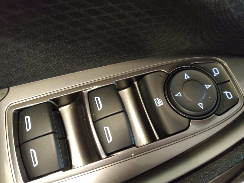 Used 2018 Chevrolet Malibu LS image 27