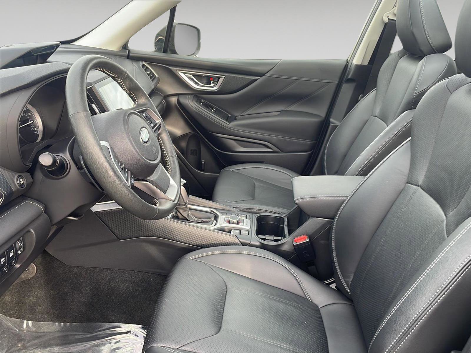 Certified 2024 Subaru Forester Touring w/ Pop Package 2 image 16