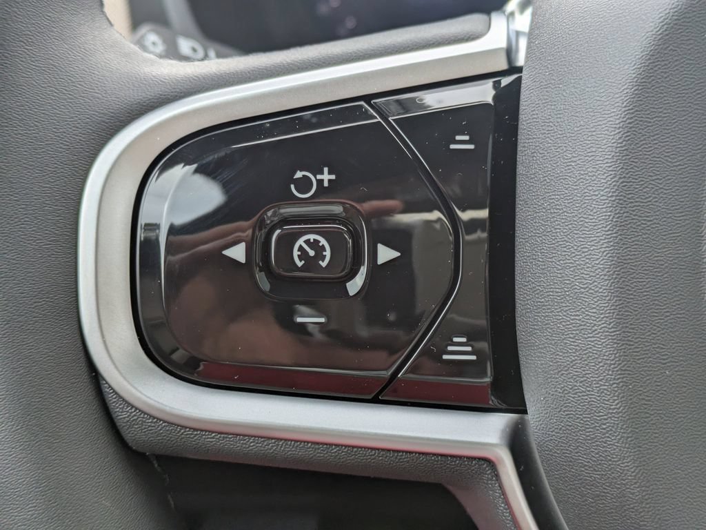 Certified 2026 Volvo XC90 B6 Ultra AWD/4WD image 28