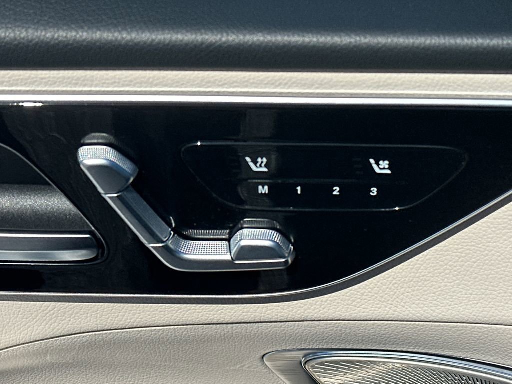 Certified 2025 Mercedes-Benz C 300 4MATIC Sedan image 11