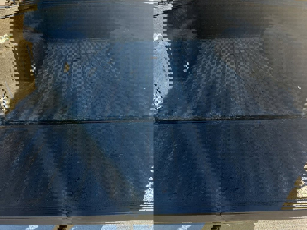 Used 2001 Chevrolet Silverado 2500 LS w/ Off-Road Skid Plate Pkg image 16