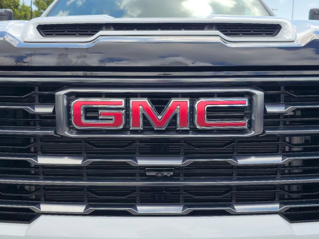 Certified 2026 GMC Sierra 2500 AT4 w/ AT4 Premium Plus Package AWD/4WD image 33