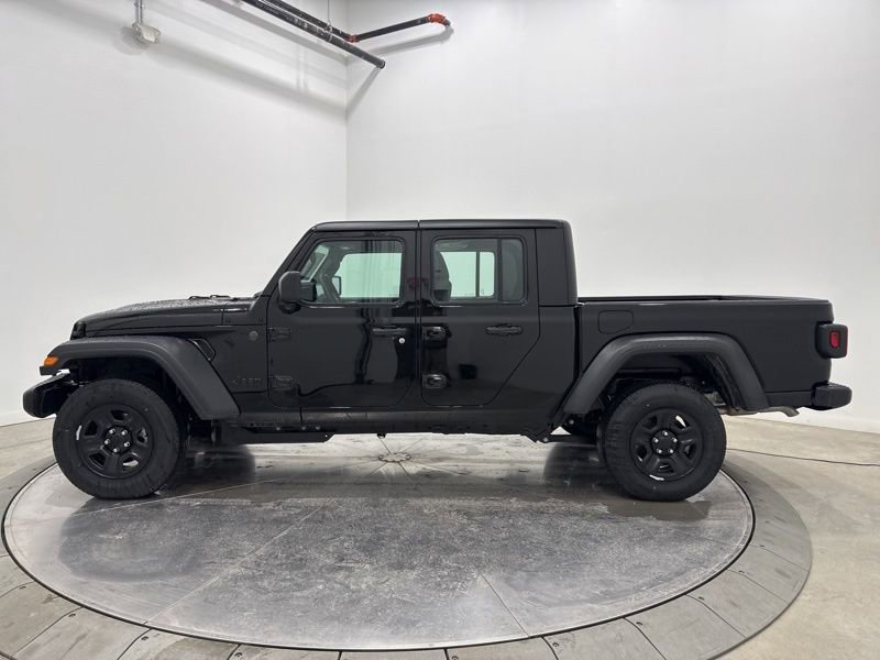 New 2026 Jeep Gladiator Sport image 4
