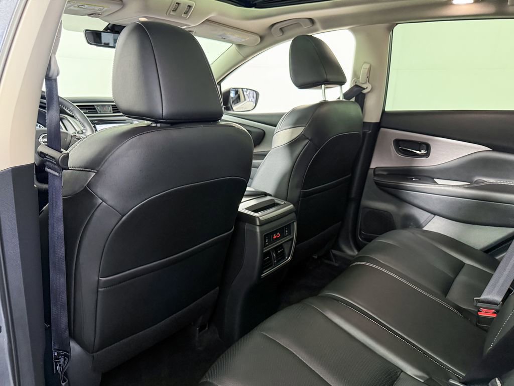 Certified 2024 Nissan Murano SL FWD image 45
