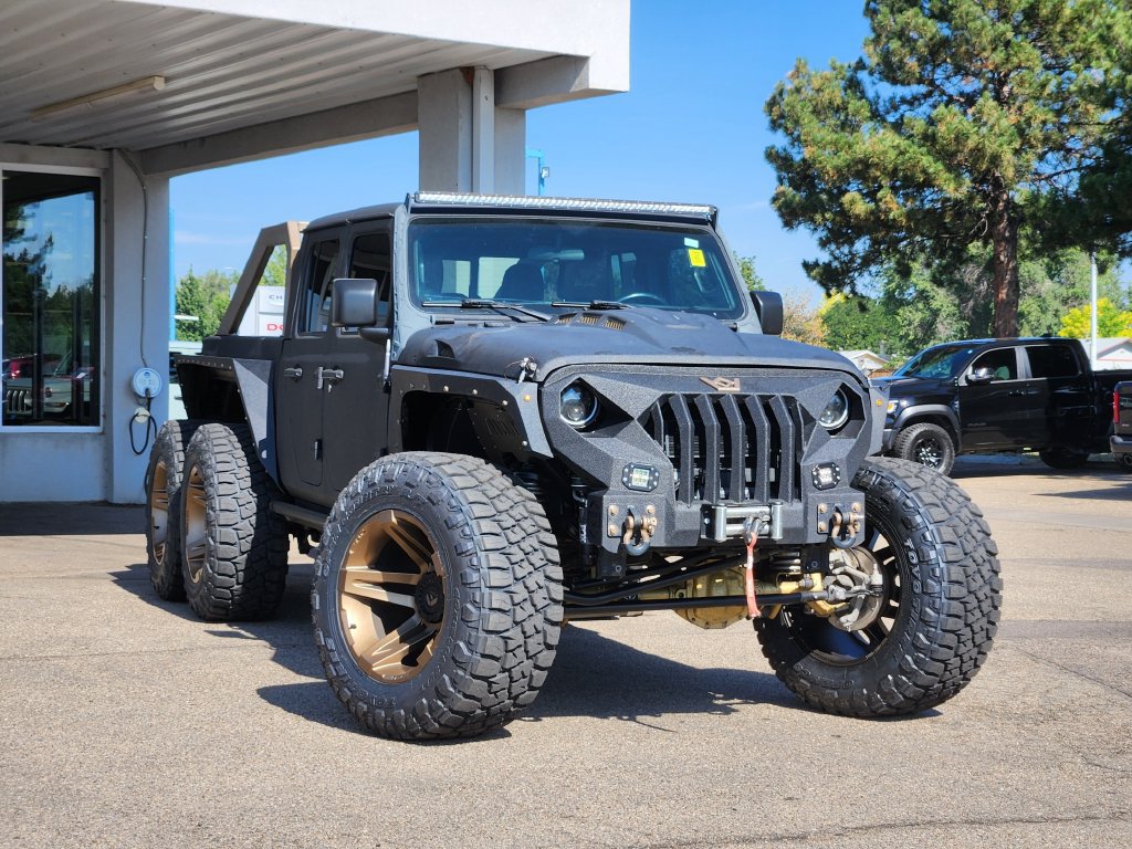 Used 2021 Jeep Gladiator Sport AWD/4WD image 1
