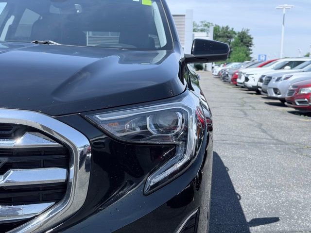 Used 2018 GMC Terrain SLT w/ Preferred Package AWD/4WD image 3