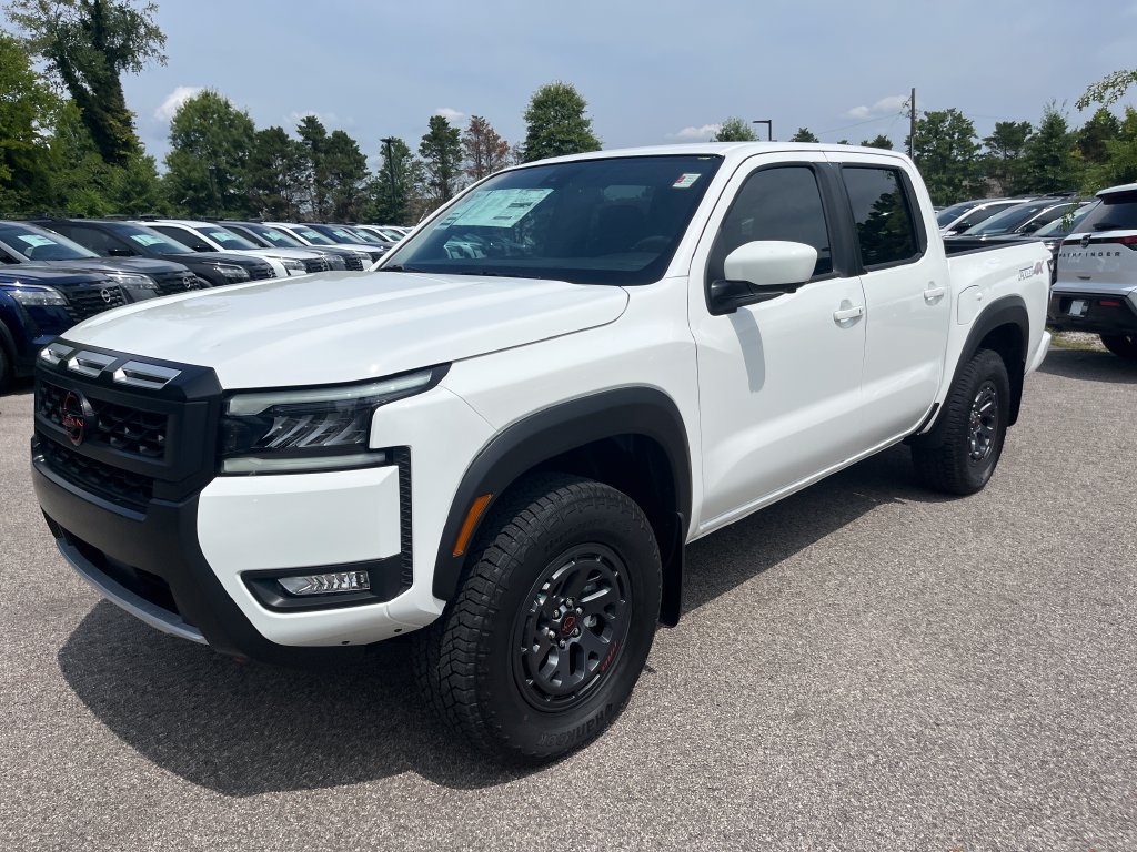 New 2026 Nissan Frontier PRO-4X w/ Pro-4x Convenience Package AWD/4WD image 3