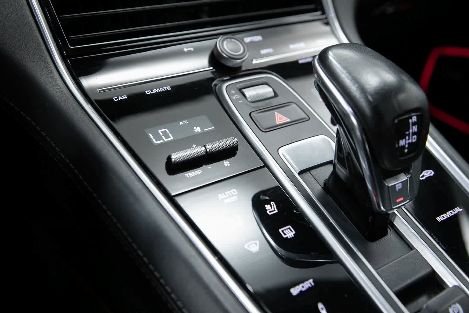 Certified 2022 Porsche Panamera 4S AWD/4WD image 22