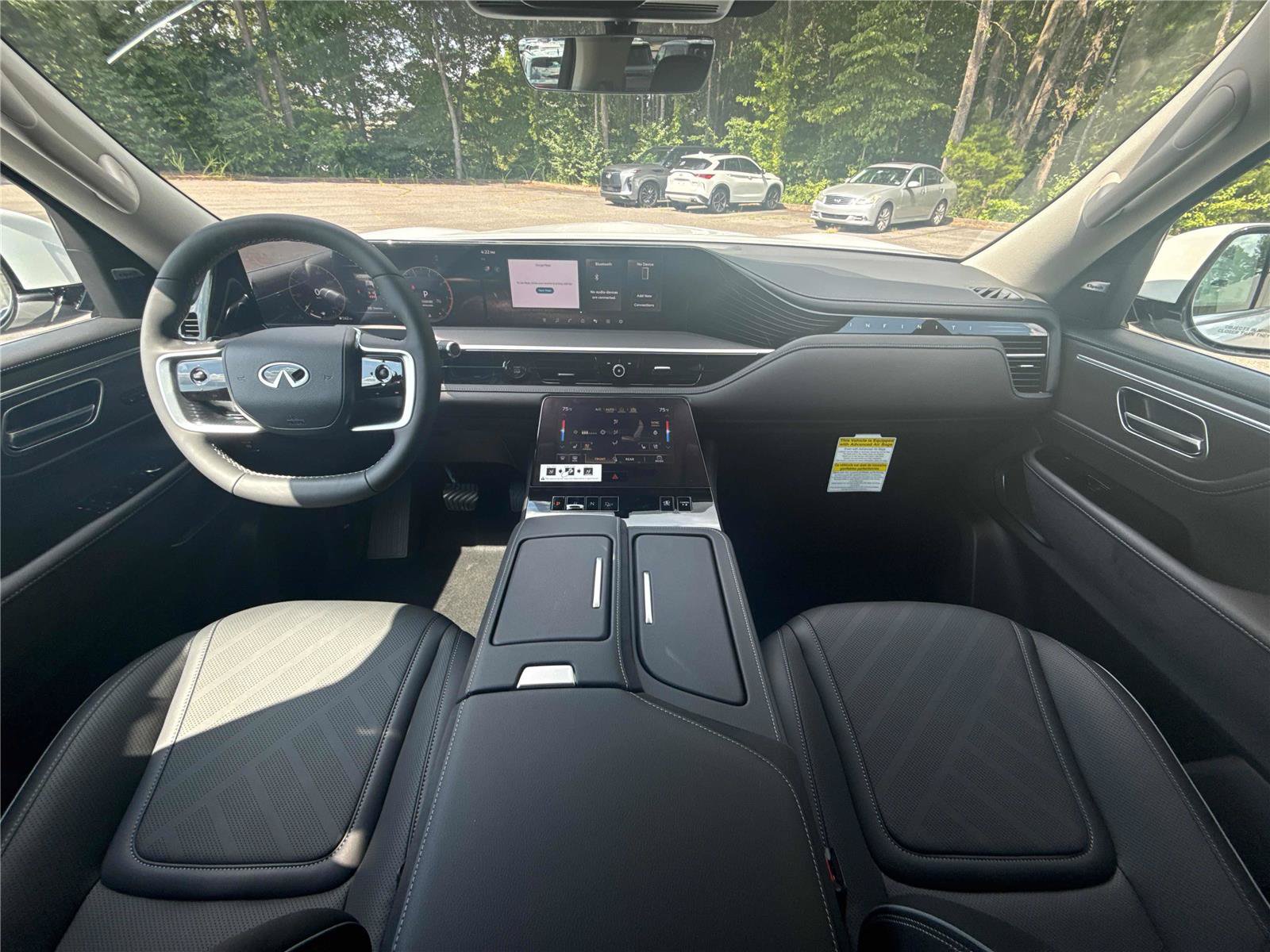 New 2027 INFINITI QX80 Luxe w/ Cargo Package RWD image 13