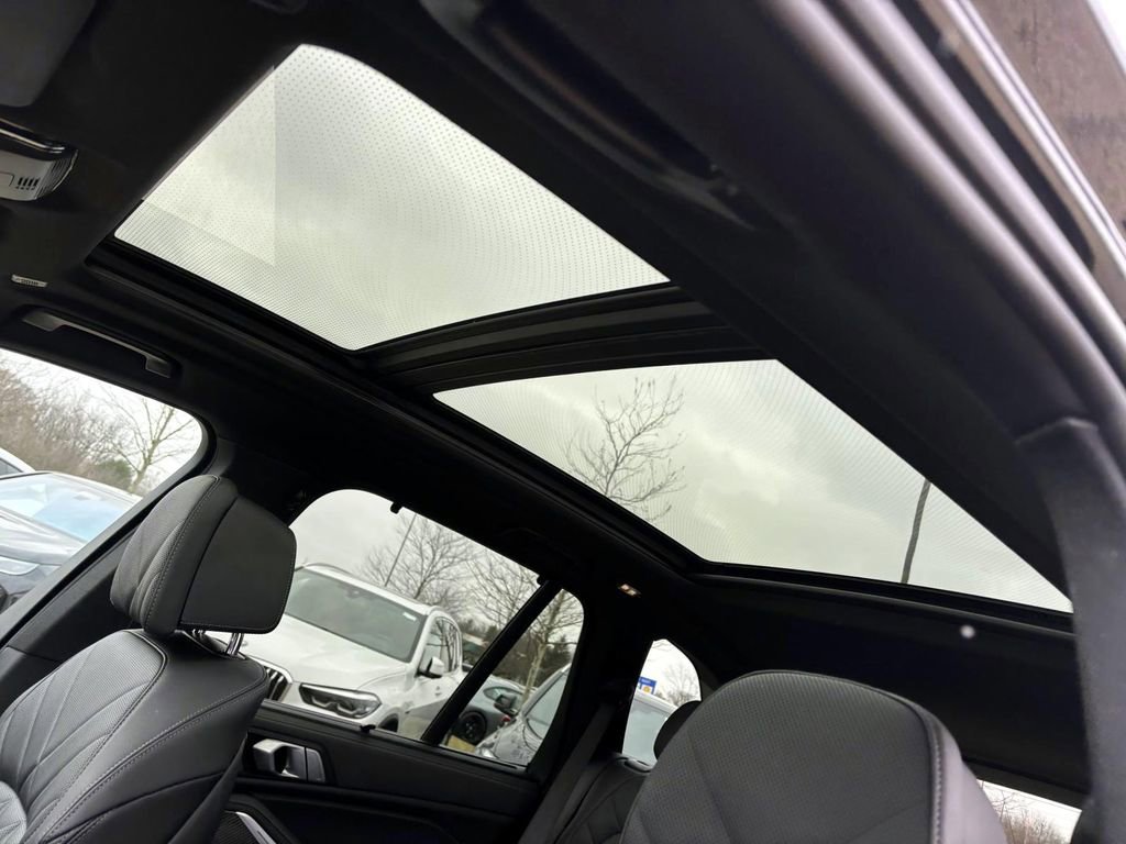 Certified 2023 BMW X5 M50i w/ Executive Package image 25