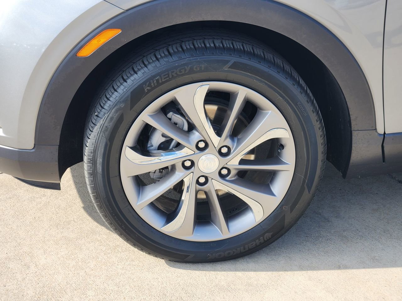 Used 2023 Buick Encore GX Essence w/ Experience Buick Package image 11