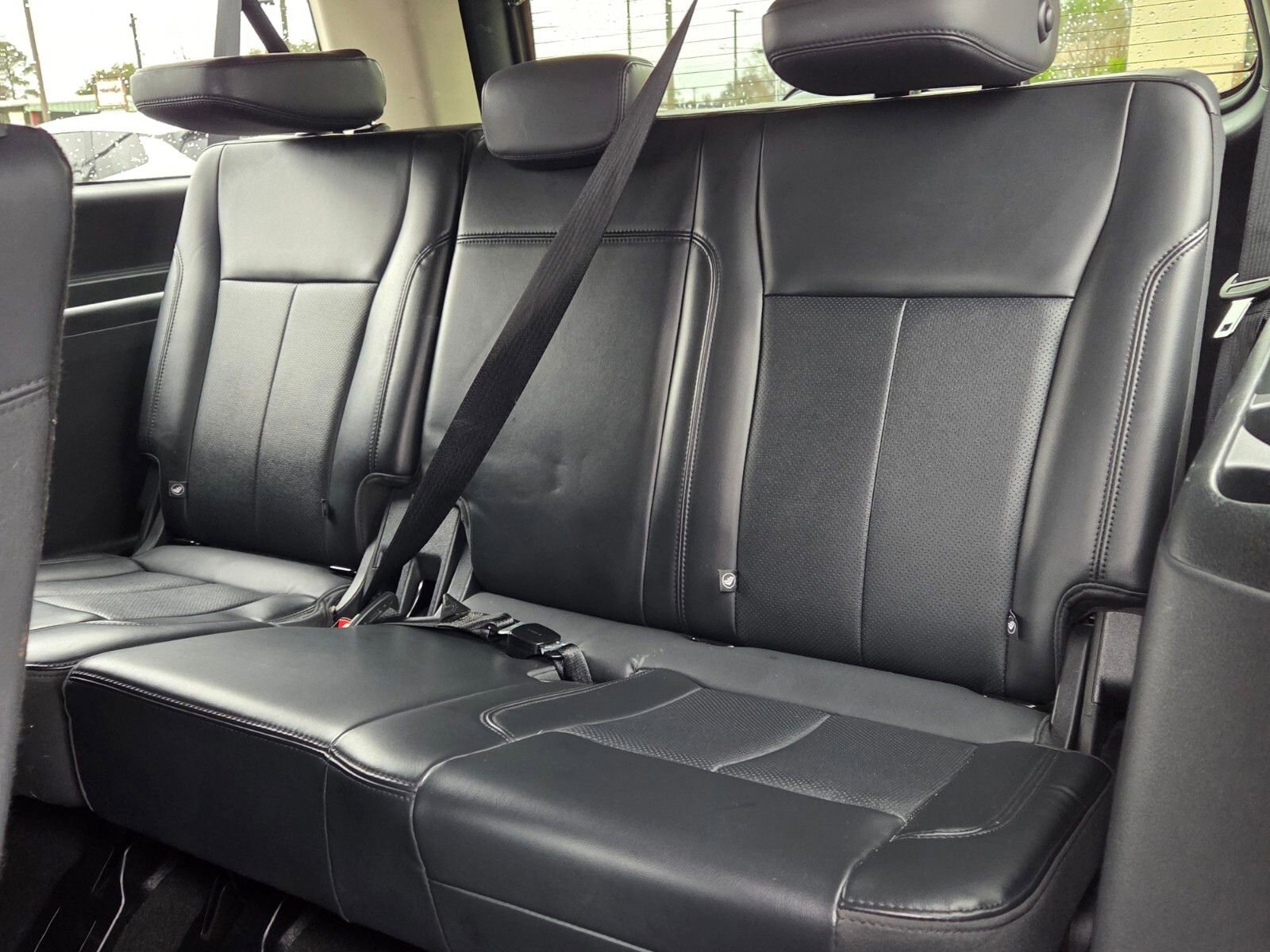 Used 2024 Ford Expedition Max XLT image 9