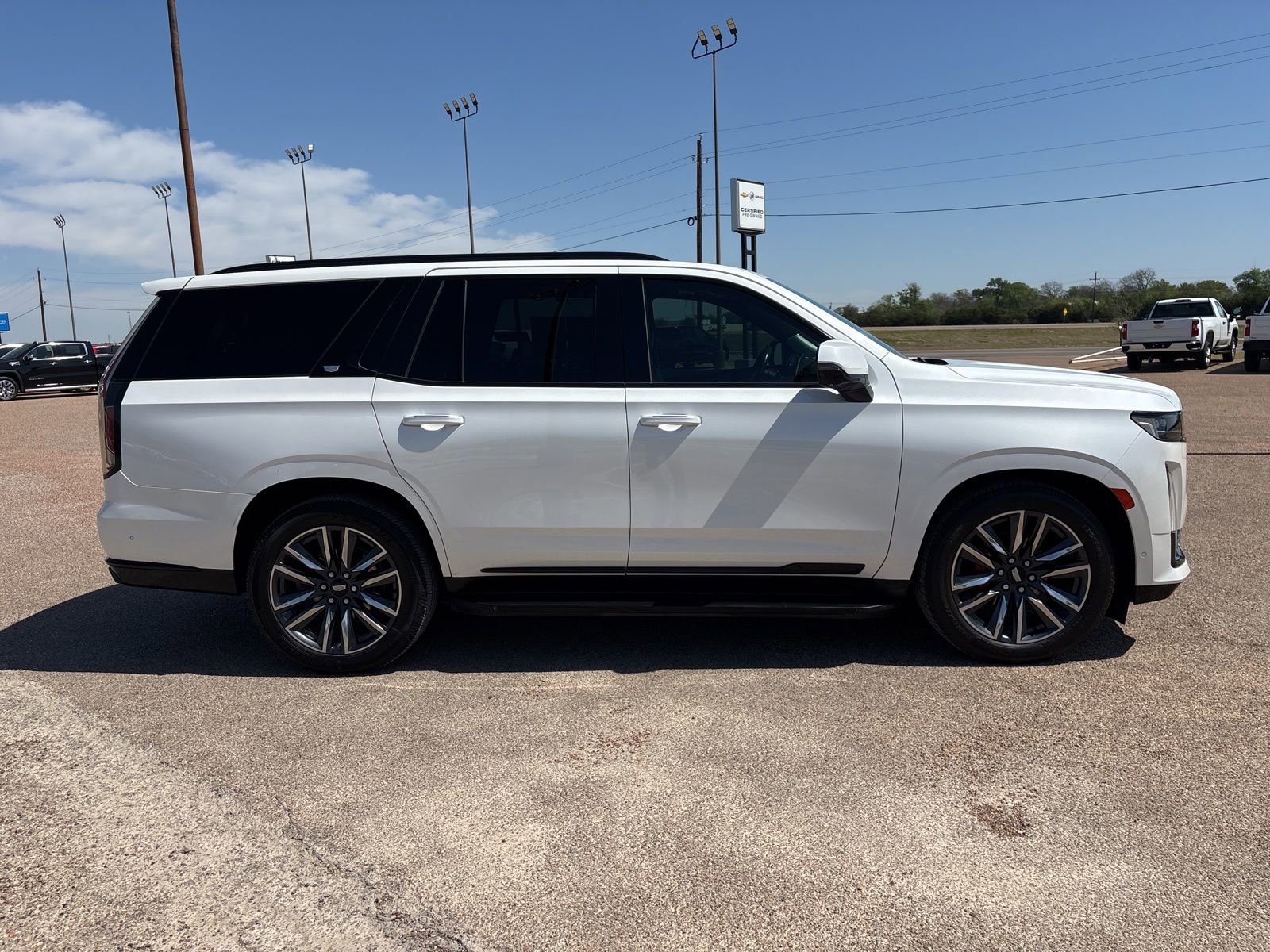 Used 2022 Cadillac Escalade Sport Platinum image 7