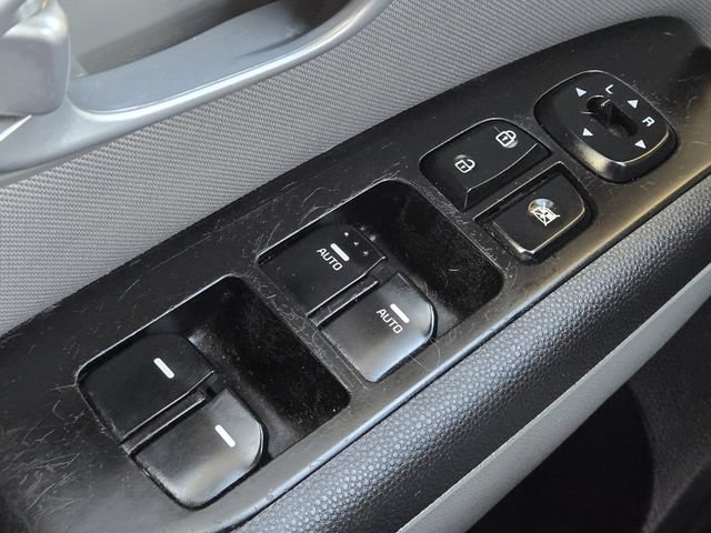 Used 2014 Kia Soul FWD image 20