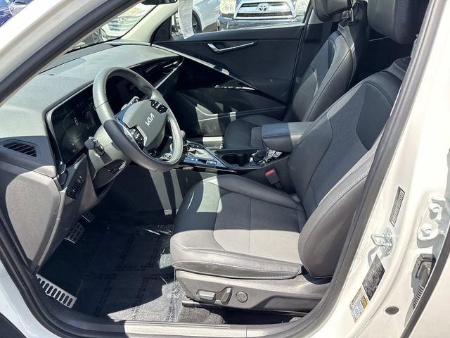 Used 2023 Kia Niro EX Touring FWD image 14