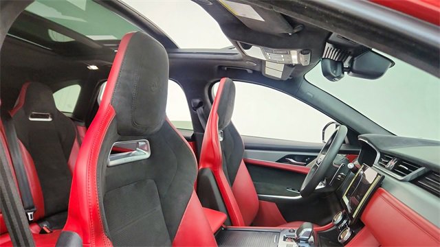 Used 2022 Jaguar F-PACE SVR image 22