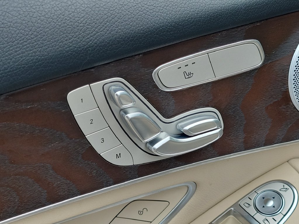 Used 2021 Mercedes-Benz GLC 300 image 18