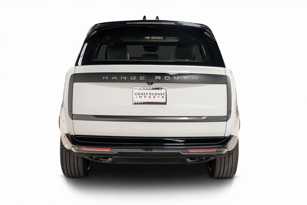 Used 2025 Land Rover Range Rover SE image 20