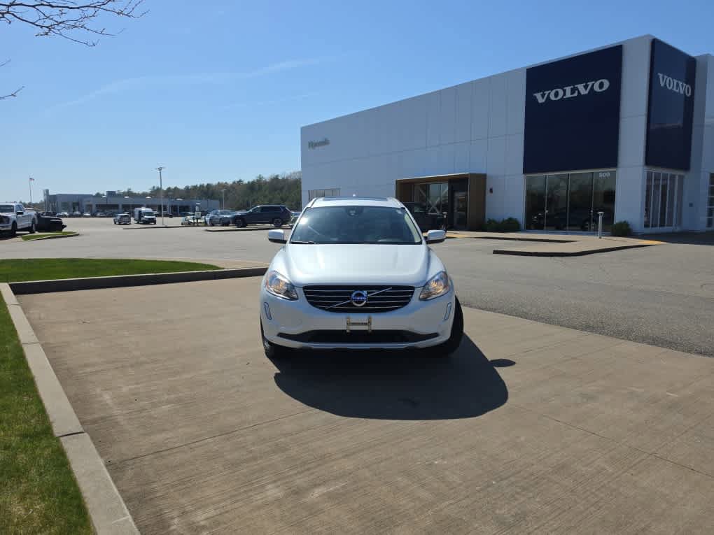 Used 2015 Volvo XC60 T6 Platinum AWD/4WD image 3