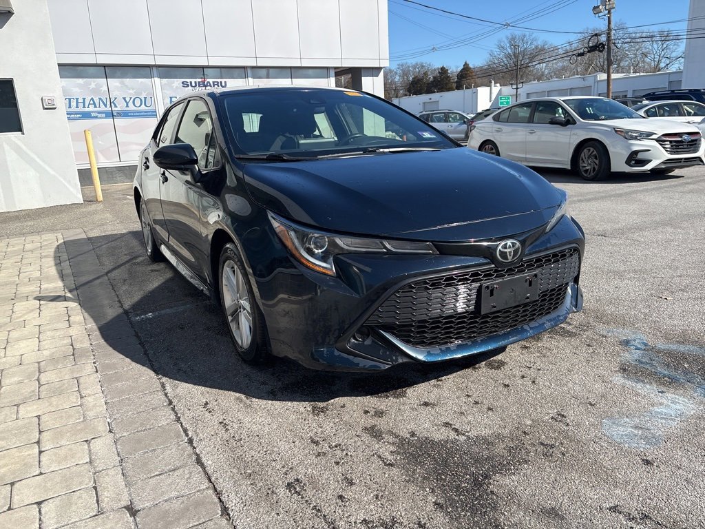 Used 2019 Toyota Corolla SE image 2
