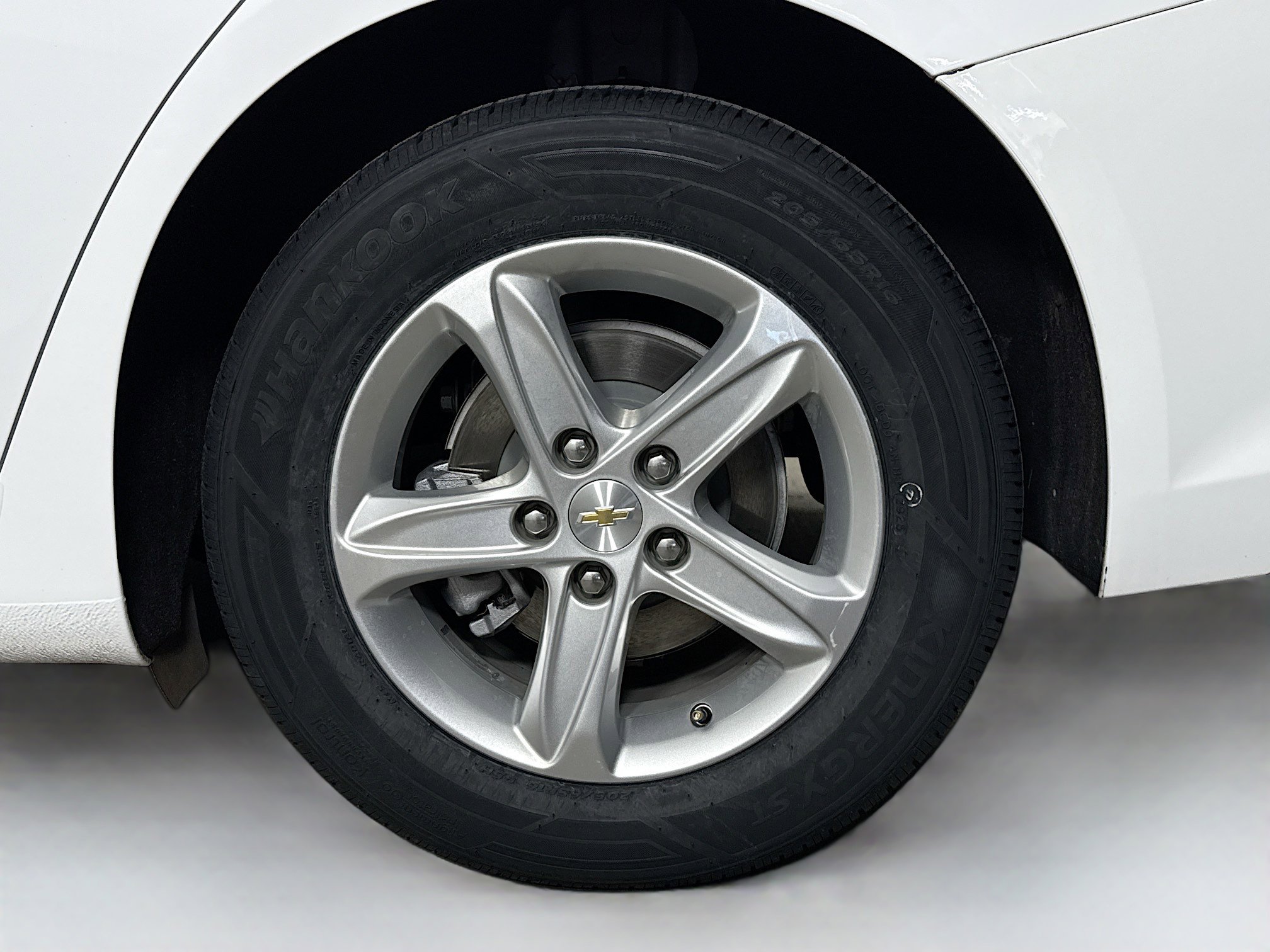 Used 2024 Chevrolet Malibu LS image 35