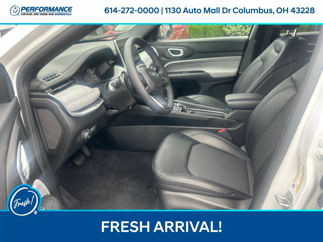 Used 2024 Jeep Compass Latitude w/ Convenience Group AWD/4WD image 12