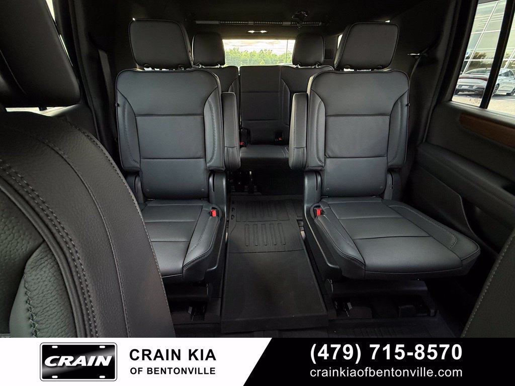 Used 2026 GMC Yukon XL Denali w/ Denali Reserve Package AWD/4WD image 30
