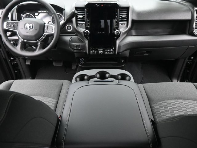 New 2026 RAM 3500 Tradesman AWD/4WD image 23