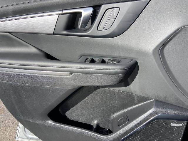 Used 2026 Buick Enclave Preferred image 18