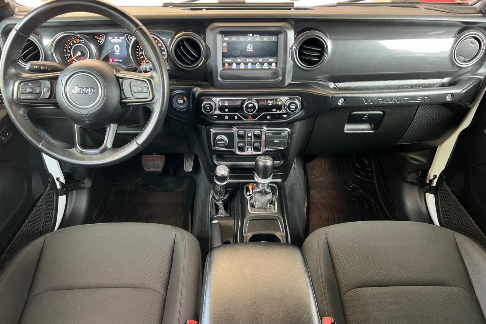 Used 2022 Jeep Wrangler Unlimited Sport AWD/4WD image 3