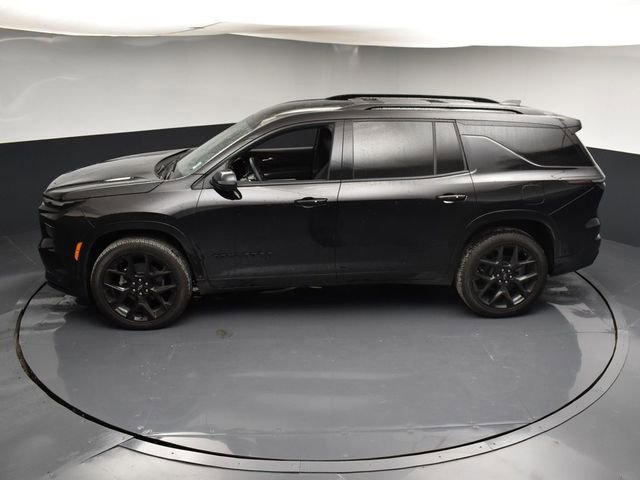 Used 2026 Chevrolet Traverse RS image 44