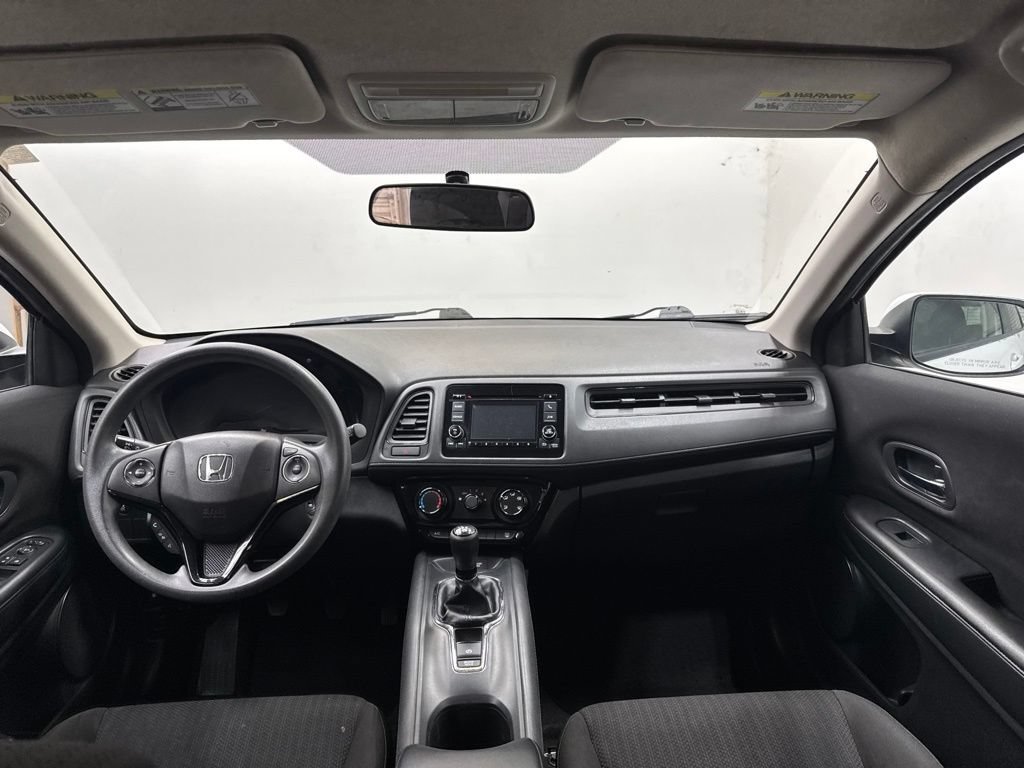 Used 2016 Honda HR-V LX image 17