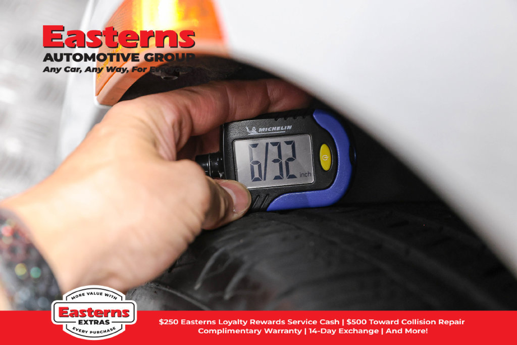 Used 2023 Chrysler Pacifica Touring-L FWD image 29