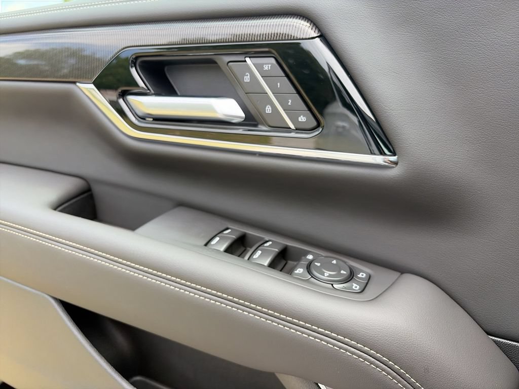 New 2026 GMC Yukon XL Elevation AWD/4WD image 31