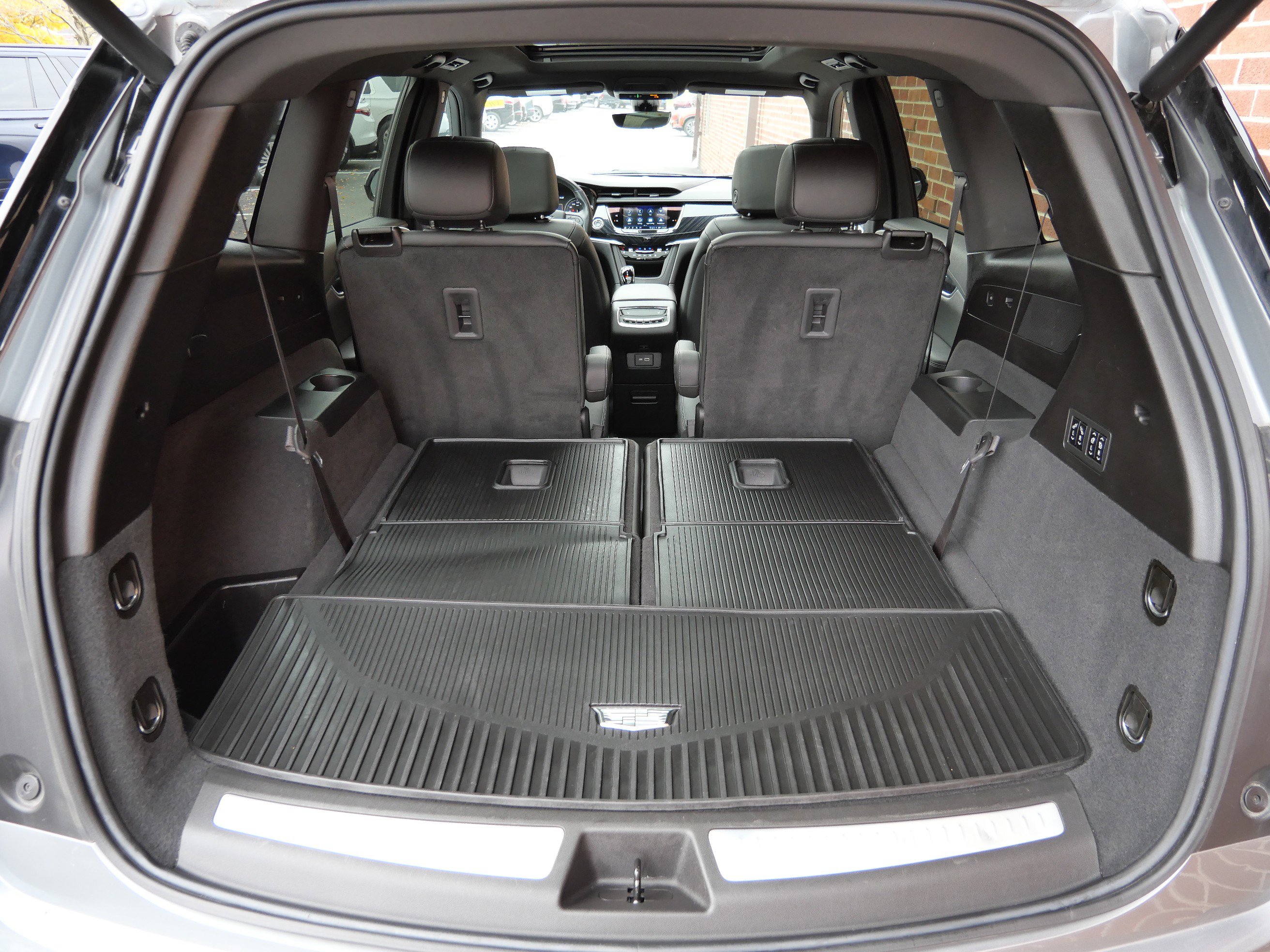 Certified 2024 Cadillac XT6 Premium Luxury w/ Technology Package image 11