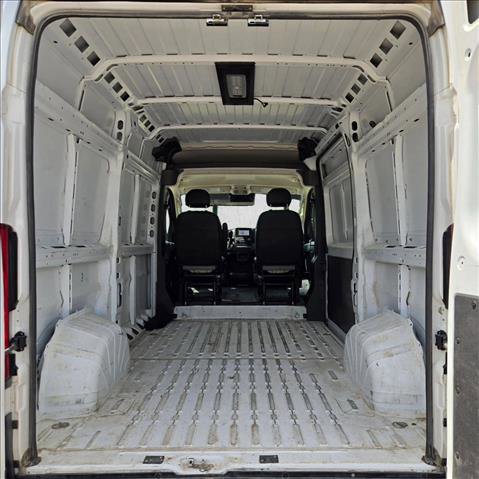 Used 2024 RAM ProMaster 2500 w/ Convenience Group image 17