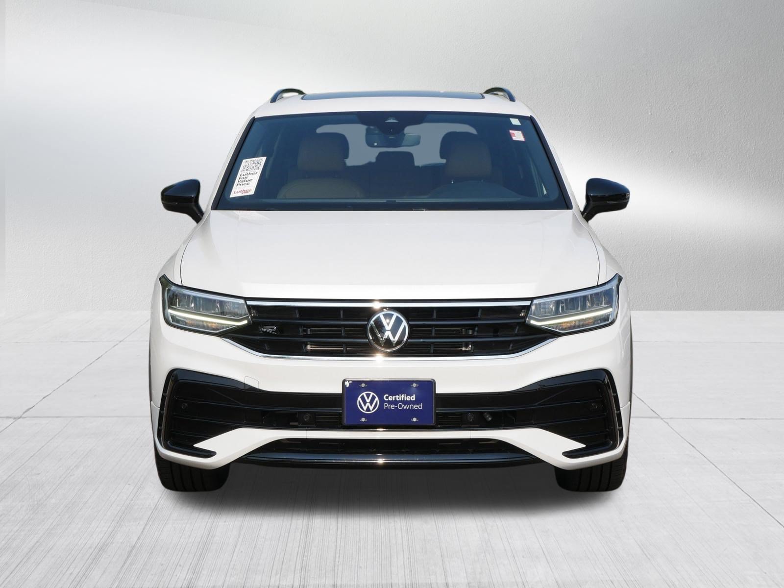 Certified 2023 Volkswagen Tiguan SE R-Line AWD/4WD image 2
