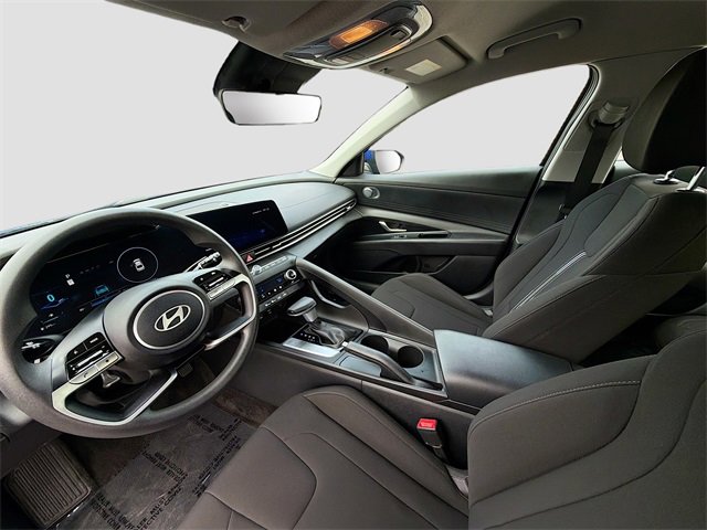 Used 2024 Hyundai Elantra SEL image 20