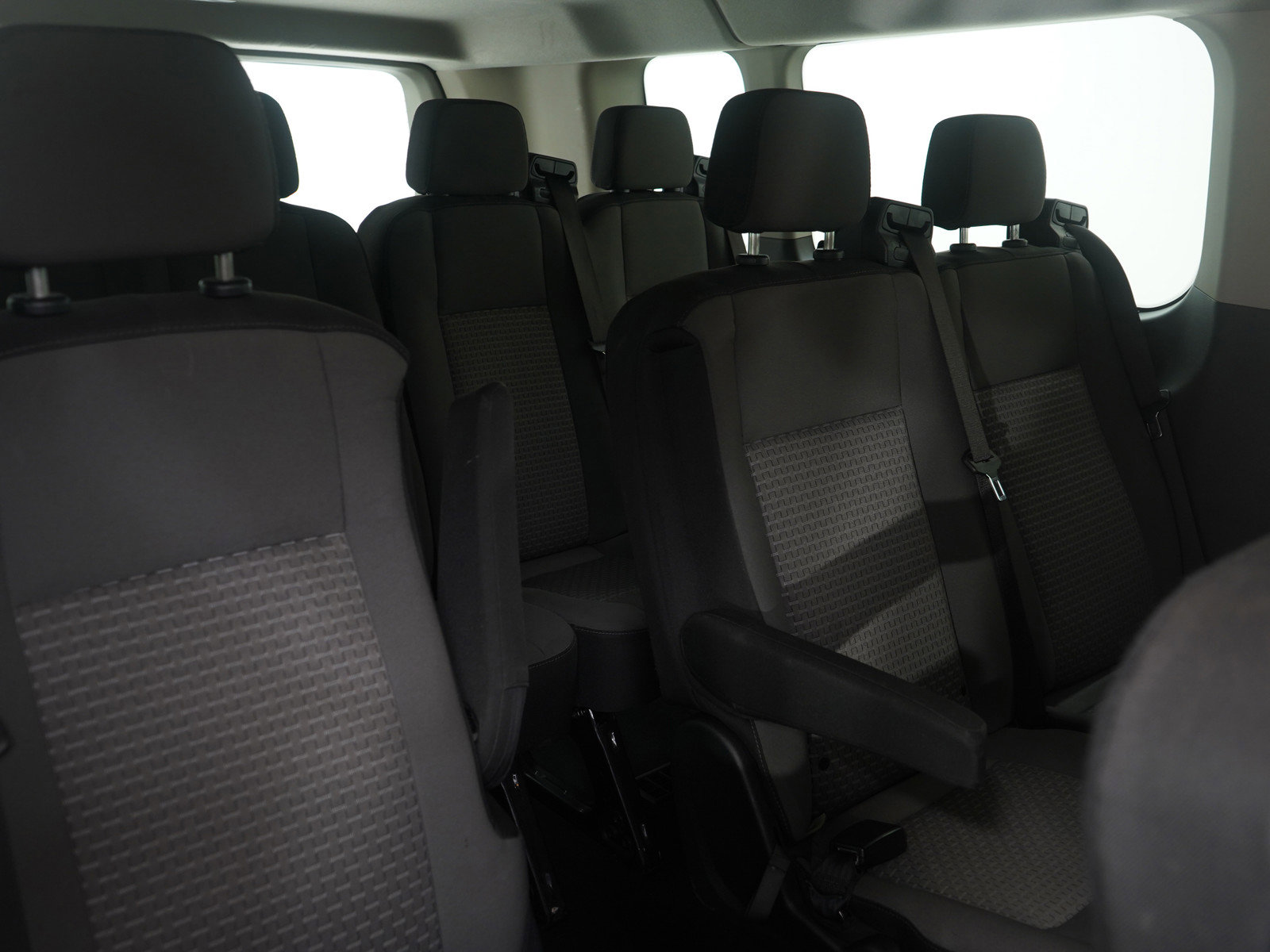 Used 2024 Ford Transit 350 XLT image 13