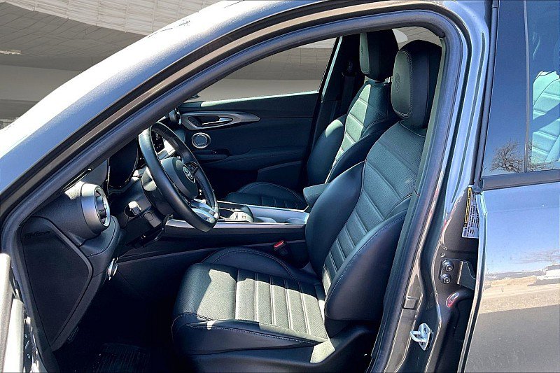 Used 2024 Alfa Romeo Tonale Ti image 47