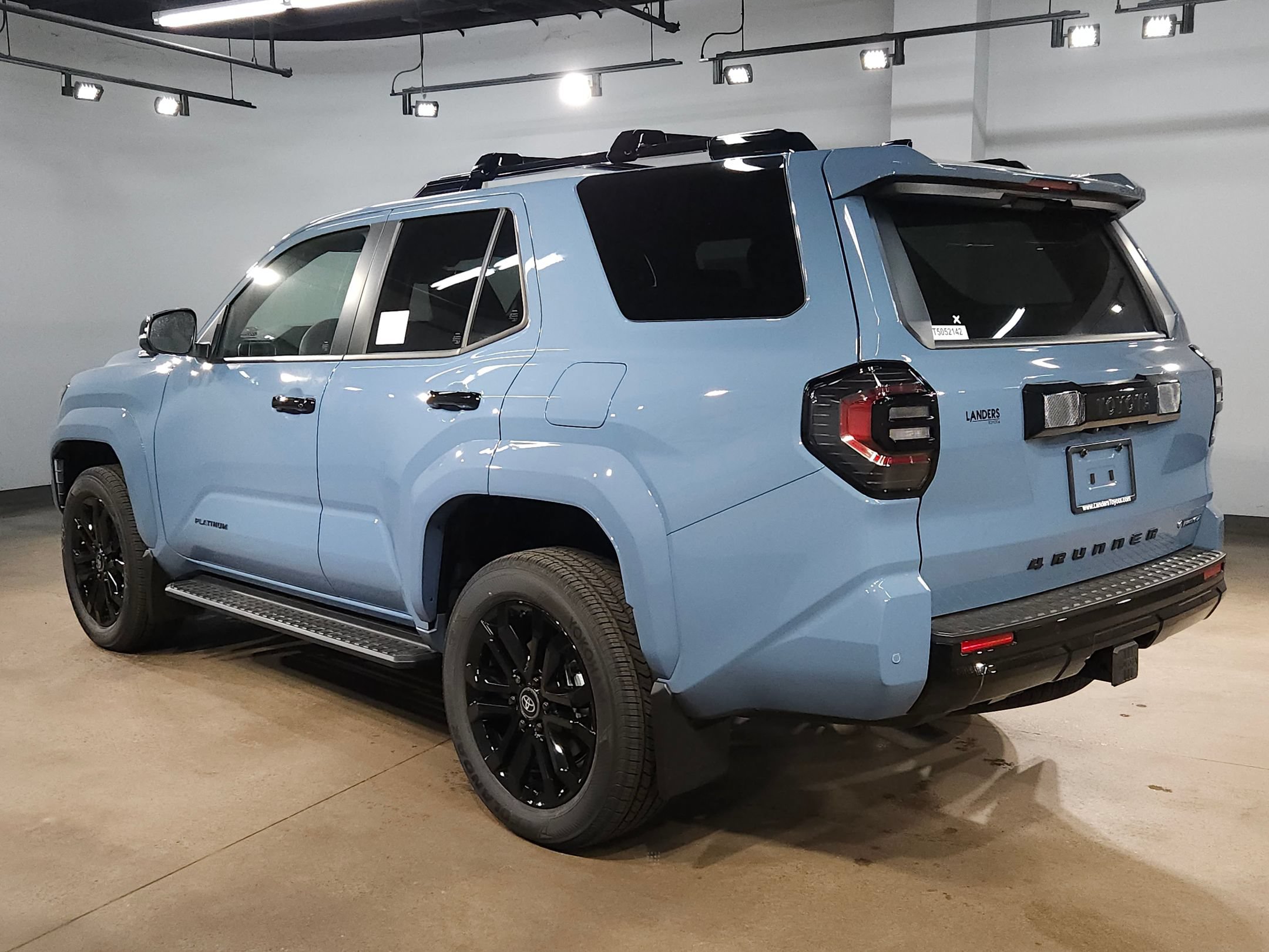 New 2026 Toyota 4Runner Platinum AWD/4WD image 5