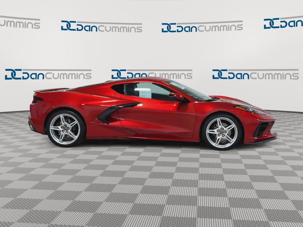 Used 2025 Chevrolet Corvette Stingray Coupe w/ 1LT RWD image 9