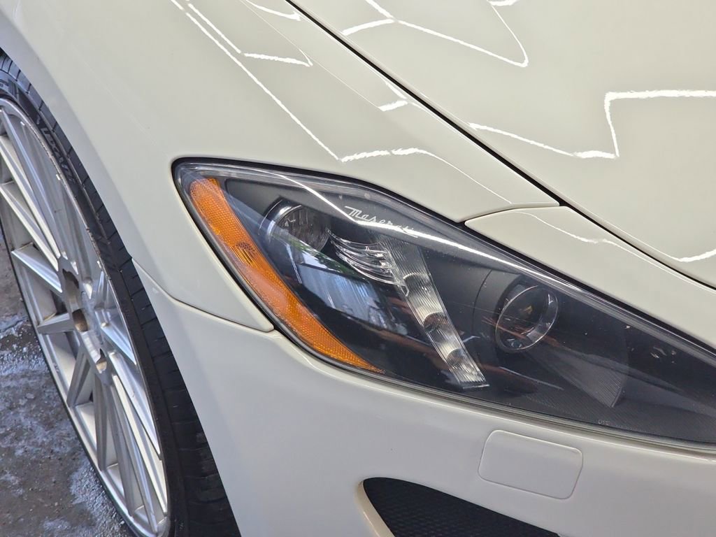 Used 2014 Maserati GranTurismo Sport image 31