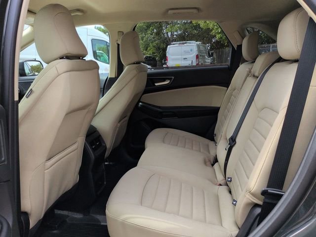 Certified 2024 Ford Edge SE image 11