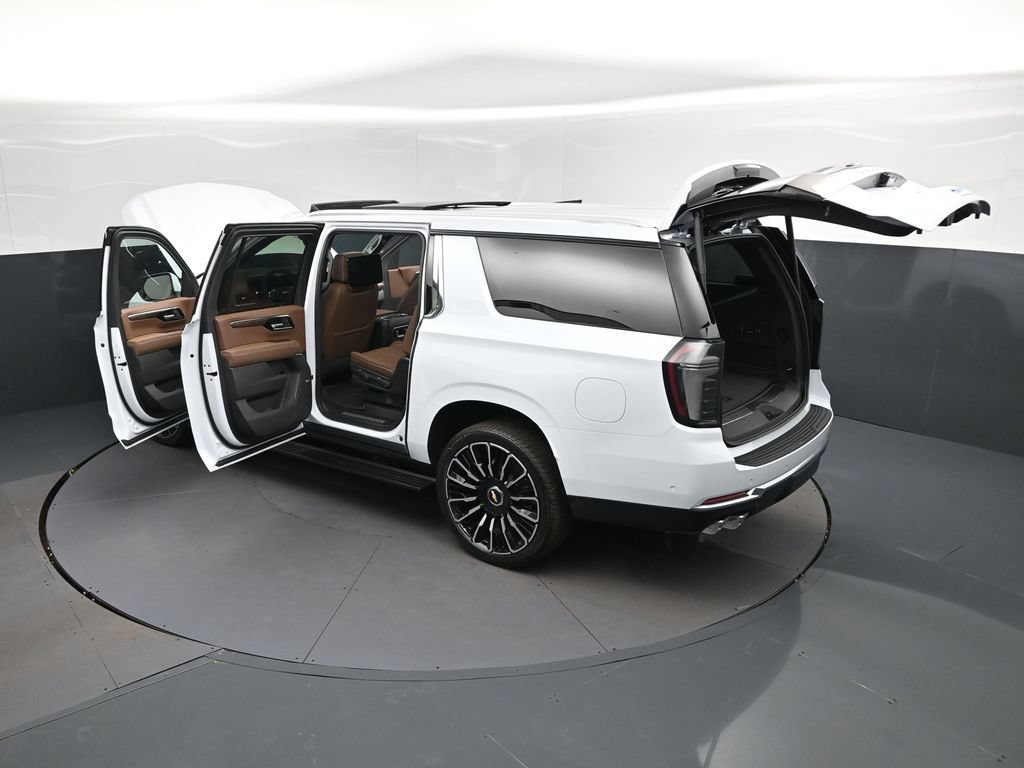New 2026 Chevrolet Suburban High Country AWD/4WD image 48