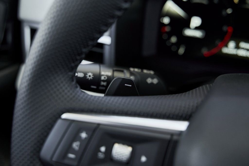 Used 2025 Mitsubishi Outlander SE FWD image 36