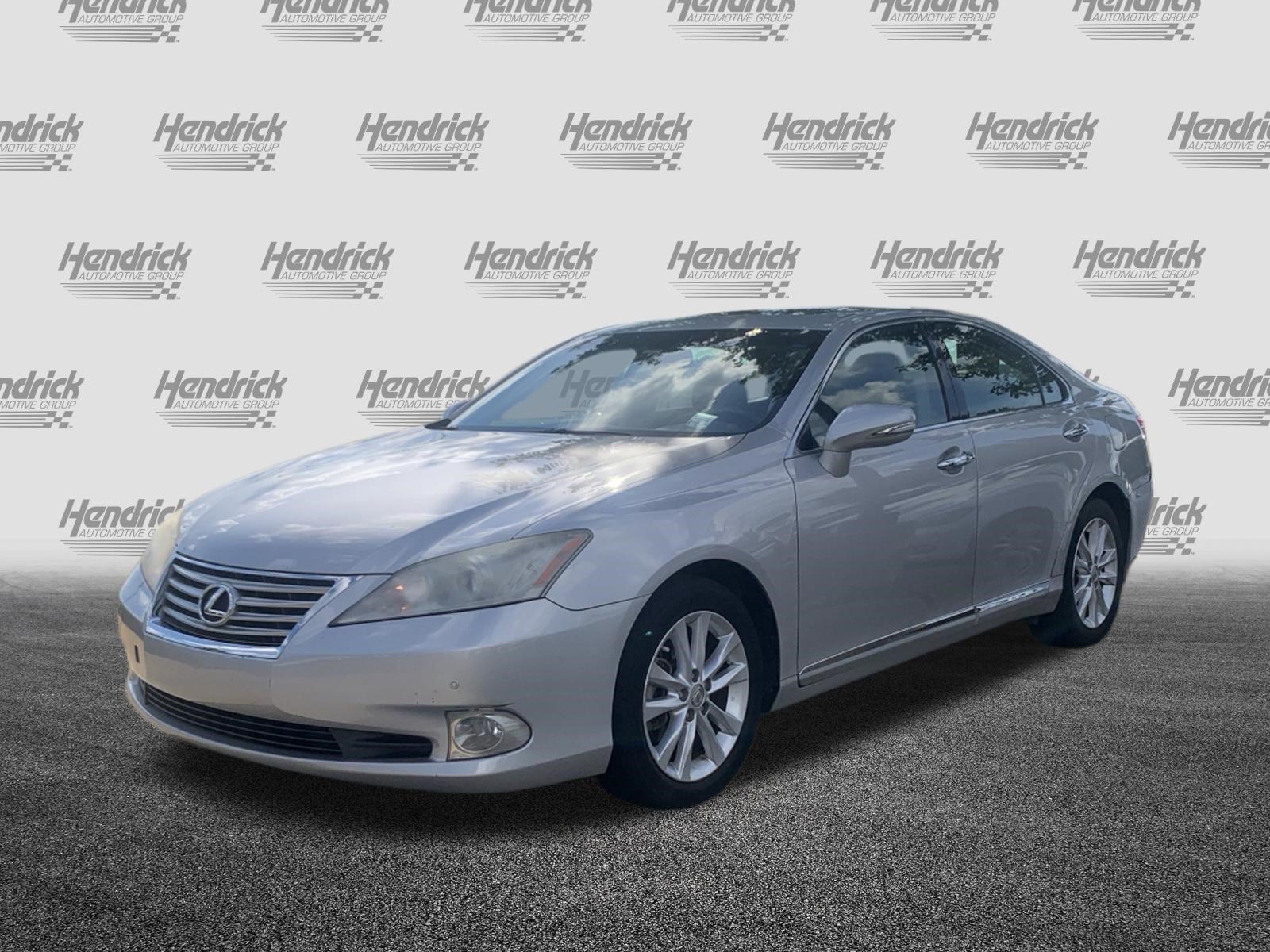 Used 2010 Lexus ES 350 w/ Preferred Accessory Package FWD image 5